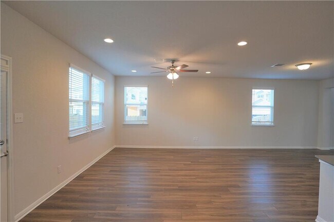 Building Photo - 12110 Tolson Dr