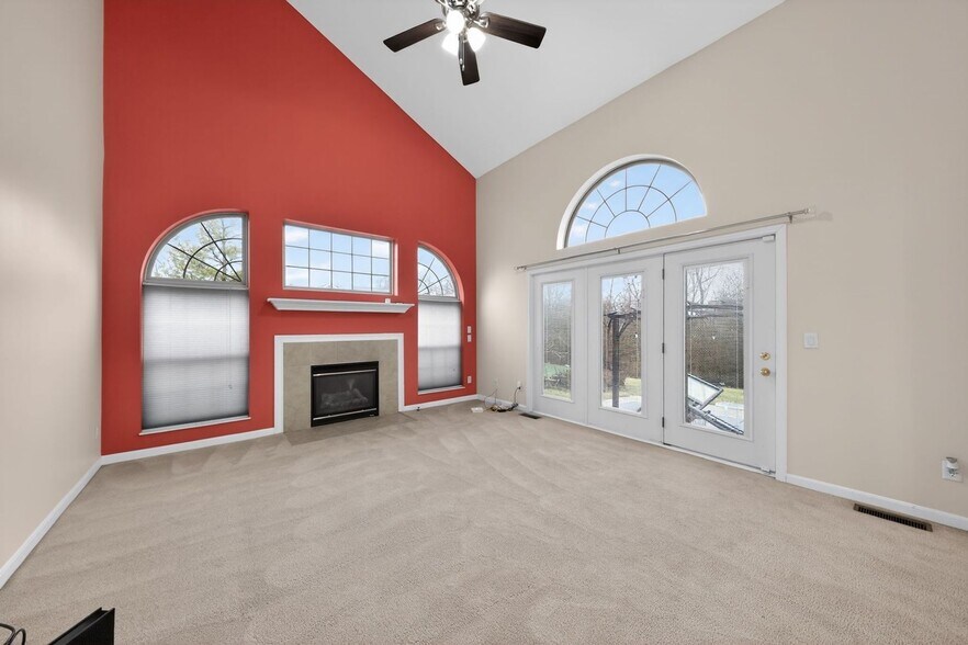 Building Photo - 6415 Evergreen Ct