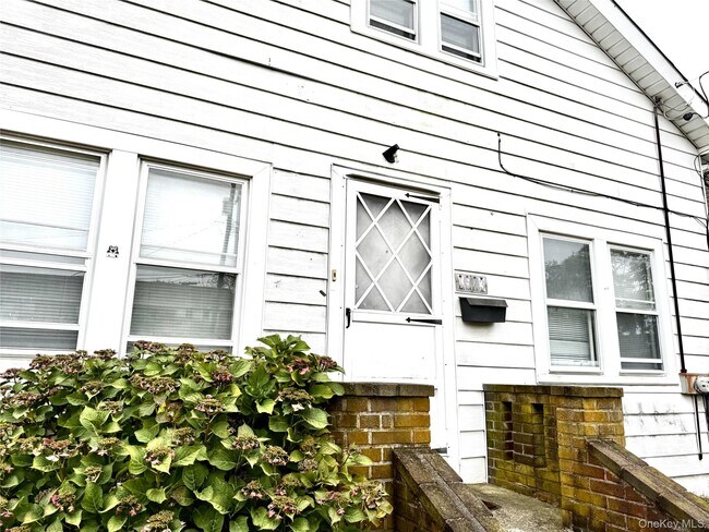 Primary Photo - 1573 9th St