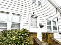 Building Photo - 1573 9th St