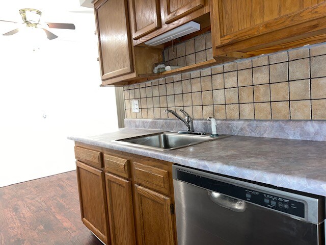 Building Photo - 20112 Brian Ct