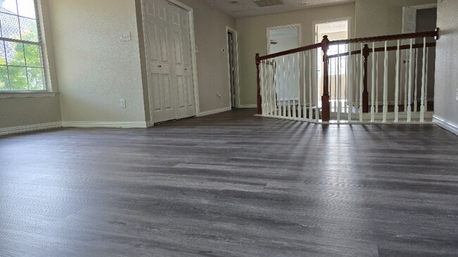 Building Photo - 2643 Garden Ridge Ln