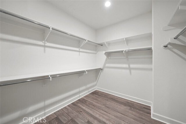 Building Photo - 77 English Saddle