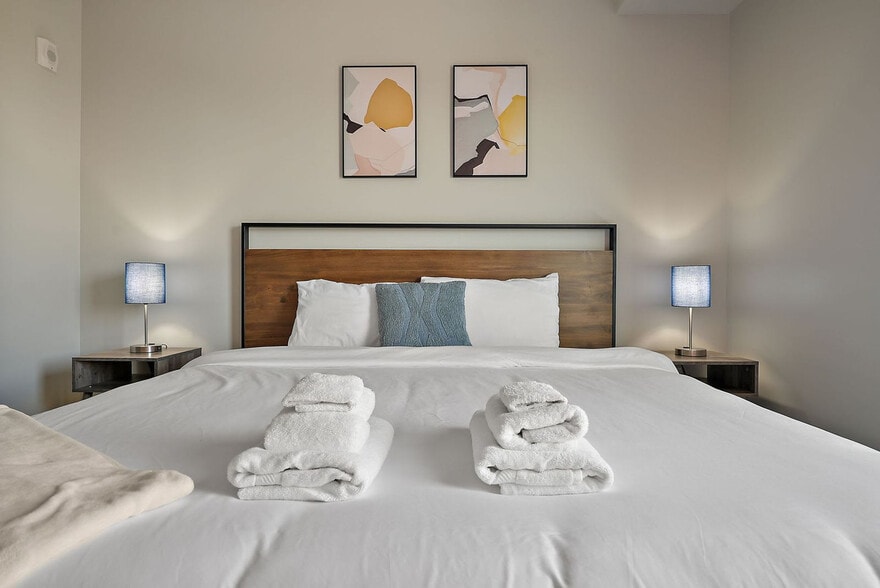 Building Photo - 1410 Nicollet Ave