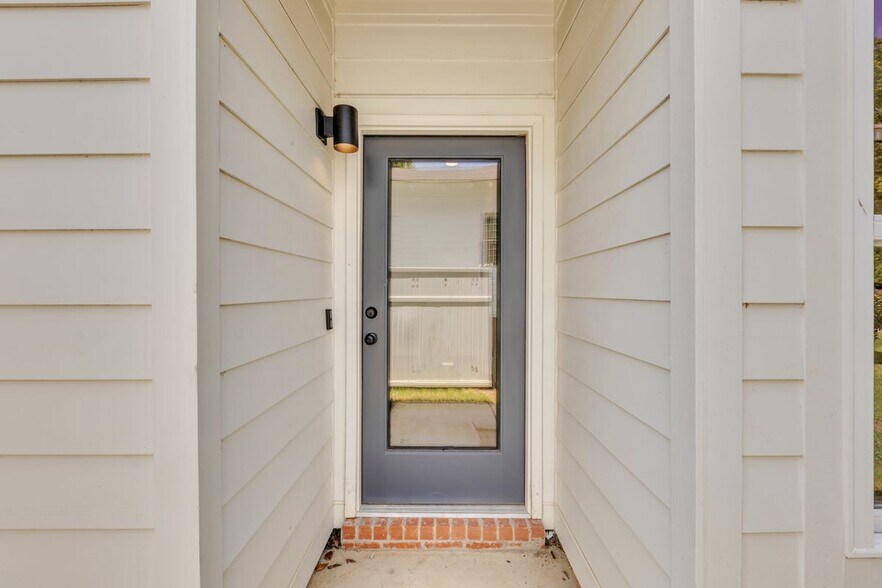 Building Photo - 4115 4th Ave S