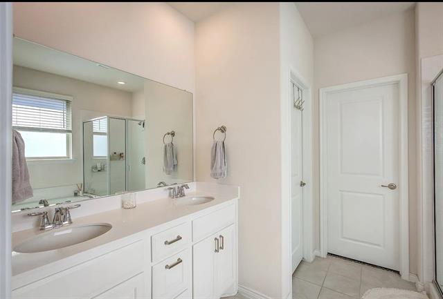 Building Photo - 4055 Ellinger Dr