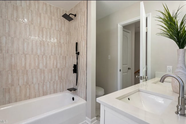 Building Photo - Build Equity While Leasing - Lease and Own...
