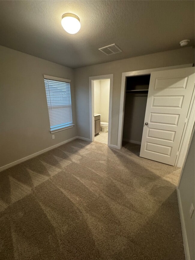 Building Photo - 3131 Boulder Rdg Dr