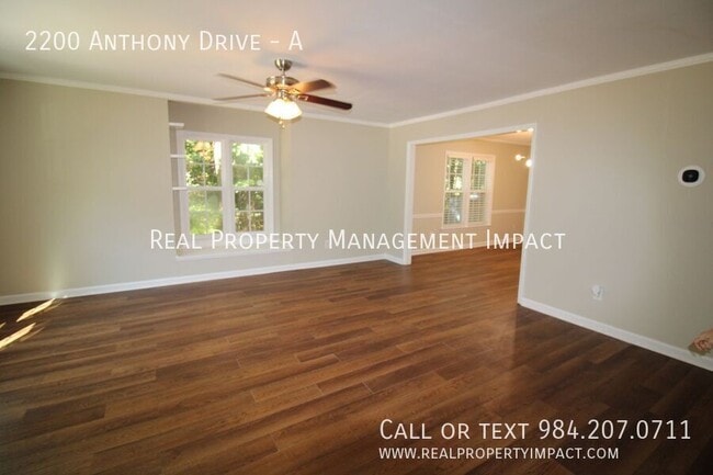 Building Photo - 2200 Anthony Dr
