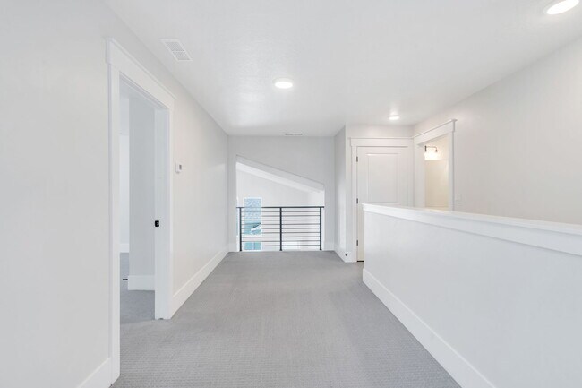 Building Photo - 6258 W Copper Hawk Dr
