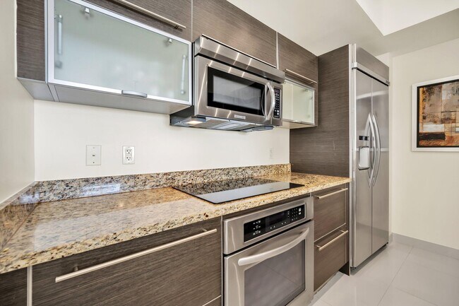 Building Photo - 550 Okeechobee Blvd