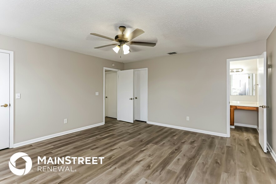 Building Photo - 12636 Misty Mountain Dr E