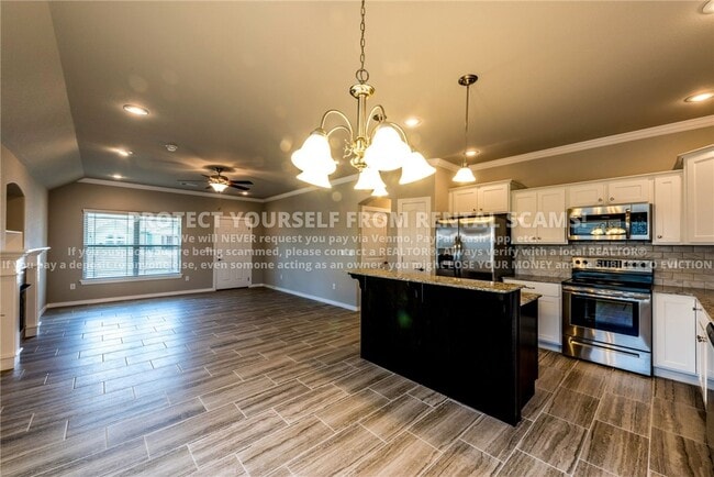 Building Photo - 4495 W Wales Dr