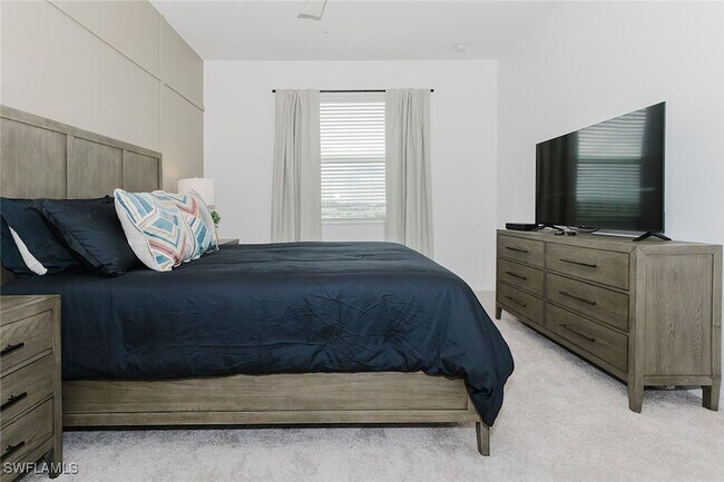 Building Photo - 5555 Double Eagle Cir