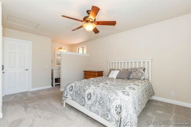 Building Photo - 10470 Ridgewater Ln