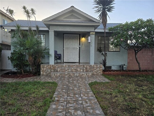 Primary Photo - 1405 Simmons Ave