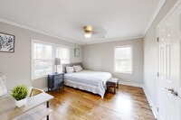 Building Photo - THE AKRIDGE | Newly-renovated & high-quality Atlanta Home! Top-of-the-line finishes, granite coun...