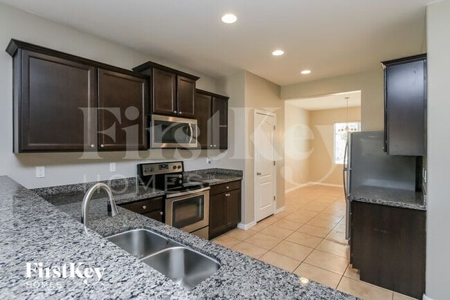 Building Photo - 13157 E Tumbleweed Ln