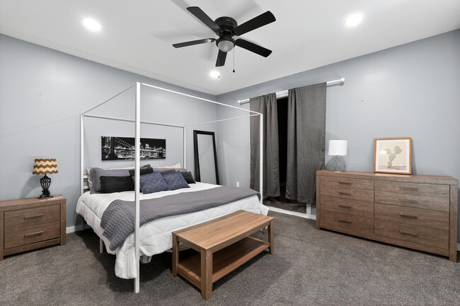 Building Photo - 1012 Jackson St