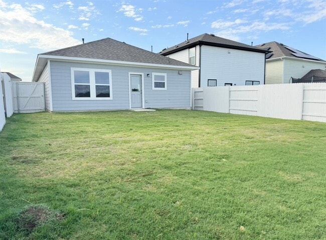Building Photo - 144 Lavender Ln