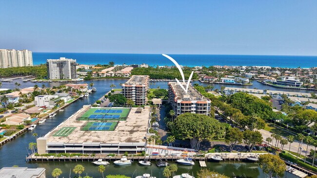 Building Photo - 859 Jeffery St