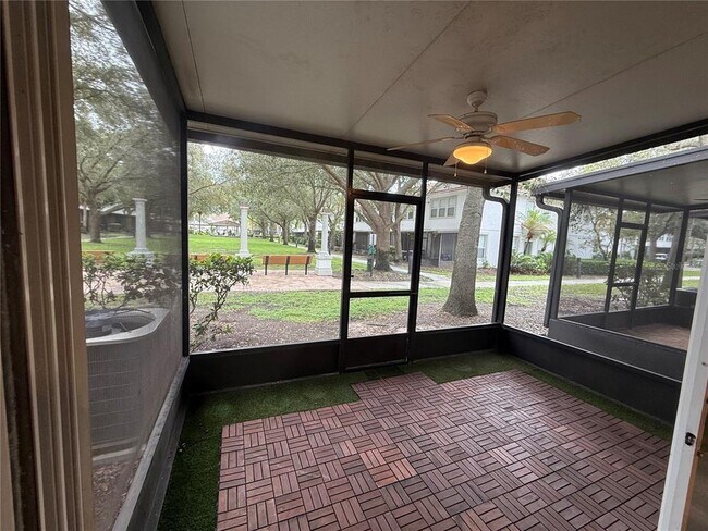 Building Photo - 7014 Cadiz Blvd