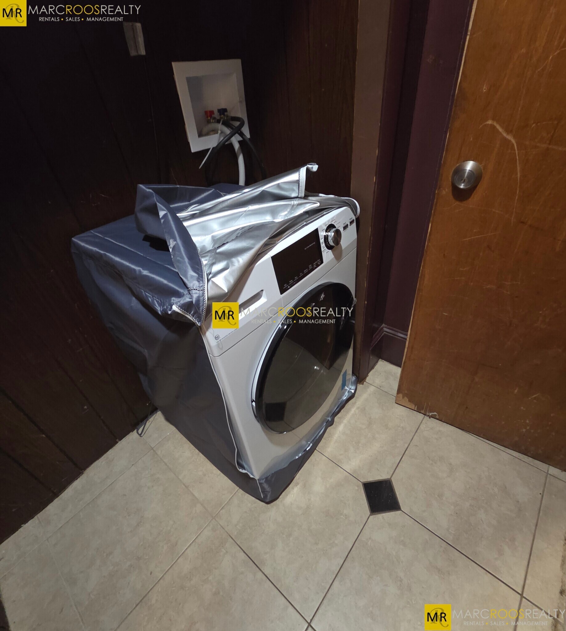 Building Photo - 1710 Commonwealth Ave