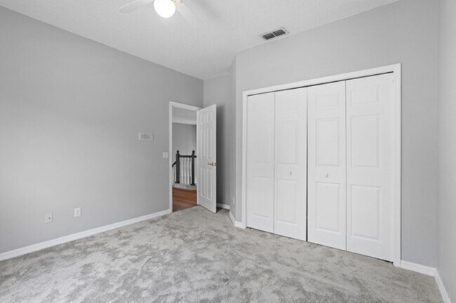 Building Photo - 2-Story pool home in The Fairways of Hunters Creek