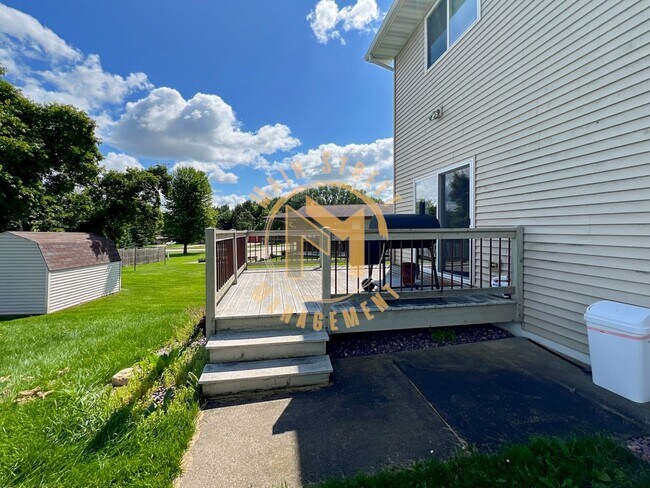 Building Photo - 2656 Cormier Rd