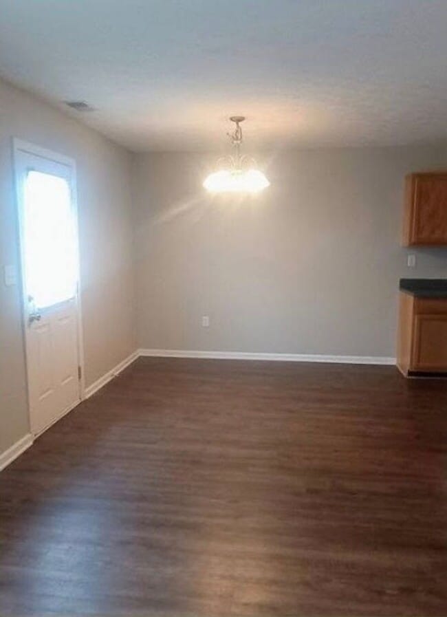 Building Photo - 109 Kestrel Ct