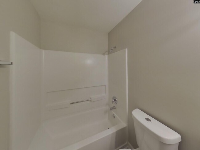 Building Photo - 124 Wigmore Ln