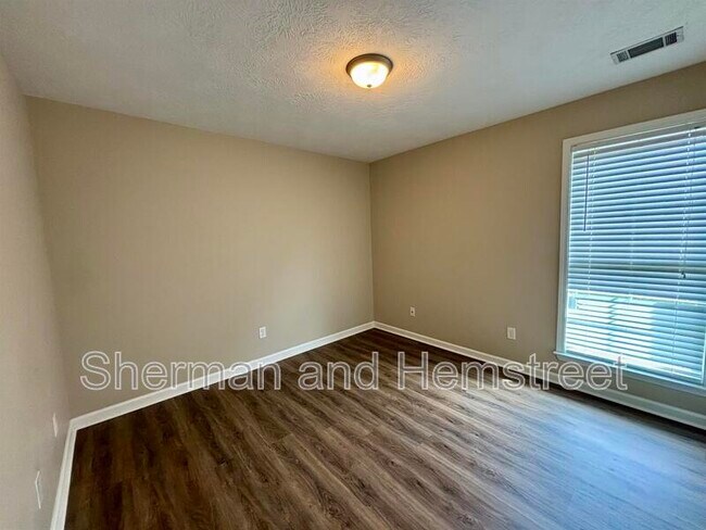 Building Photo - 1101 Grove Landing Ln