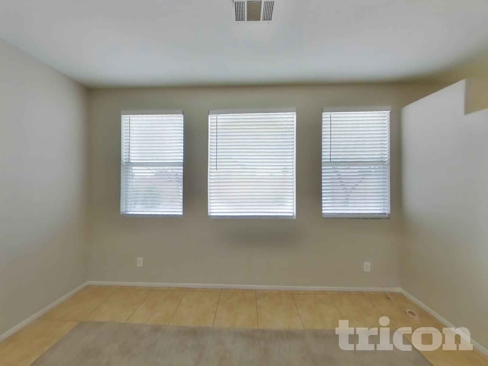 Building Photo - 2911 Extravagant Ave