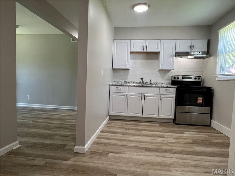 Building Photo - 9129 Kathlyn Dr