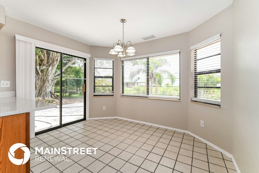Building Photo - 17609 Brentwood Ct