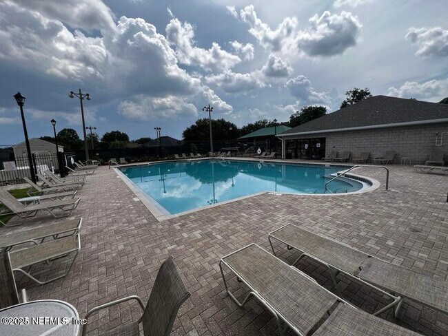 Building Photo - 13886 Wild Hammock Trail