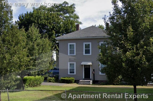 Building Photo - 309 Highland Ave