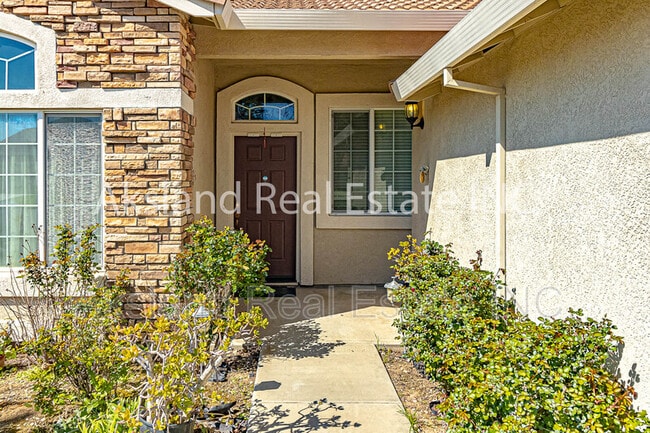 Building Photo - 641 Tracey Jean Ct