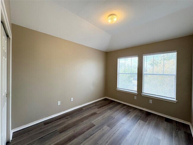 Building Photo - 800 Bull Creek Pkwy