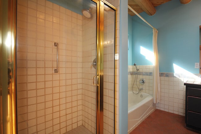 Building Photo - Eldorado Beauty