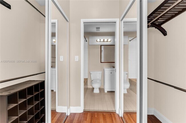 Building Photo - 15563 Miami Lakeway N