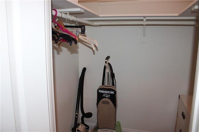 Building Photo - 750 N Ocean Blvd