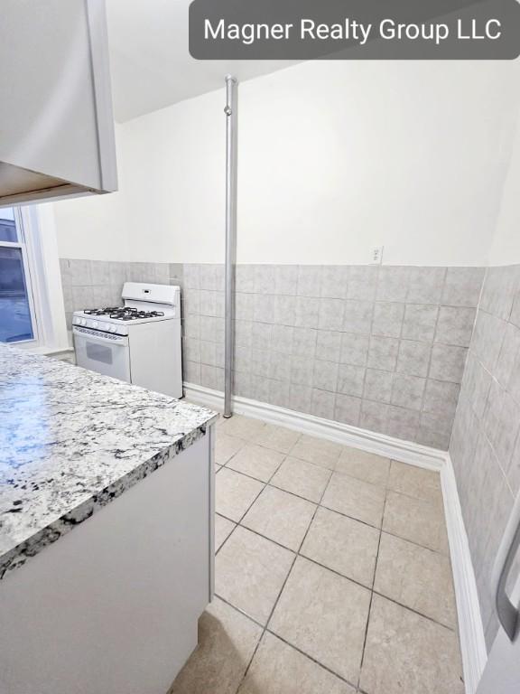 Building Photo - 2 bedroom in BROOKLYN NY 11209