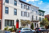 Building Photo - 733 N 24th St