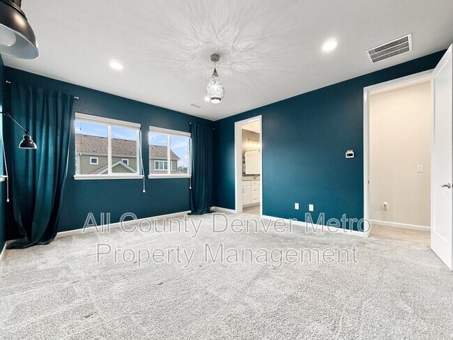 Building Photo - 9395 Antero St