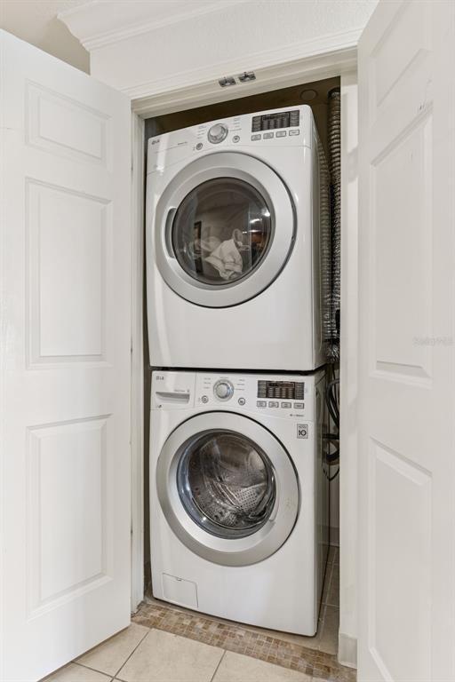 Building Photo - 7612 Sandy Ridge Dr