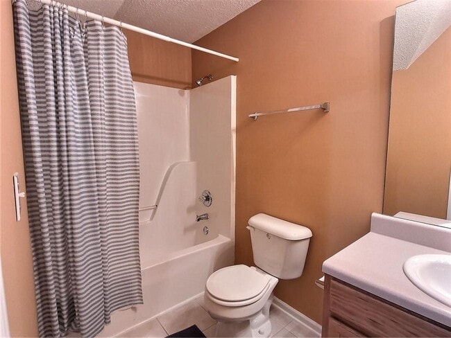 Building Photo - 1734 Spring Hill Cove