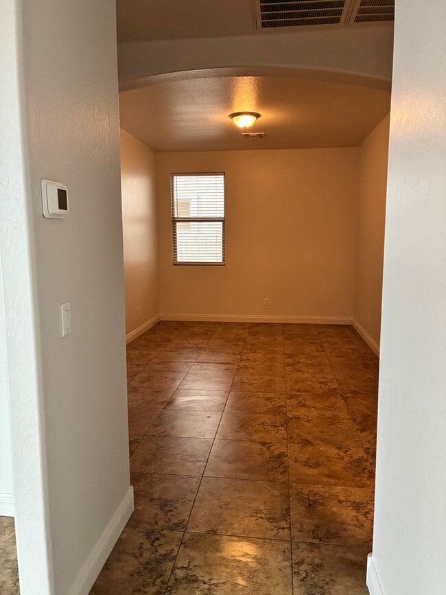 Building Photo - 18408 N Salerno Dr