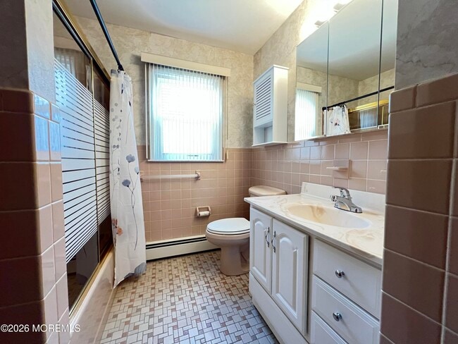 Building Photo - 9 Westport Dr