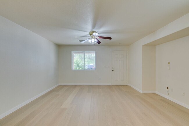 Building Photo - Bright & Inviting 3 Bedroom Home in 89148